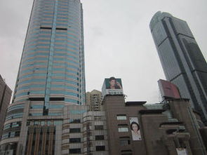 上海實(shí)業(yè)大廈 徐家匯CBD的5A甲級(jí)地標(biāo)，三軌交匯的商務(wù)樞紐